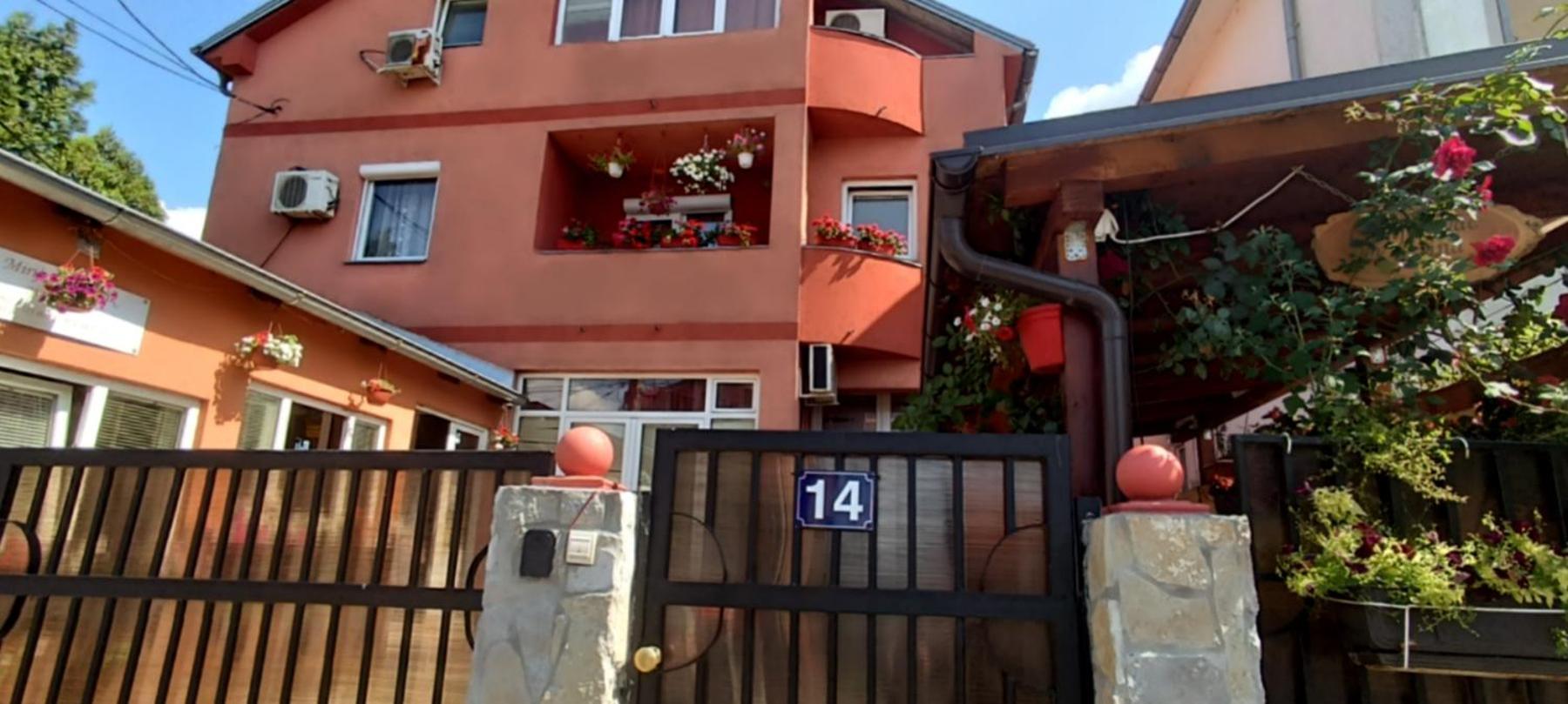 Guest house Mirijevski Konak Belgrado Buitenkant foto