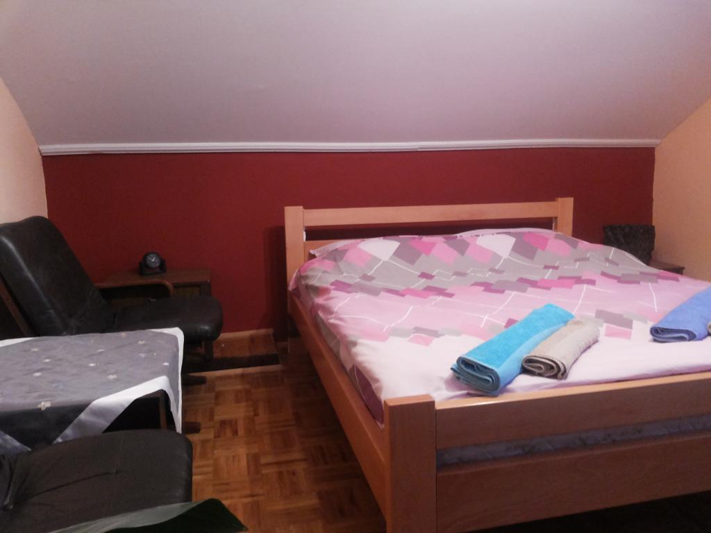 Guest house Mirijevski Konak Belgrado Buitenkant foto