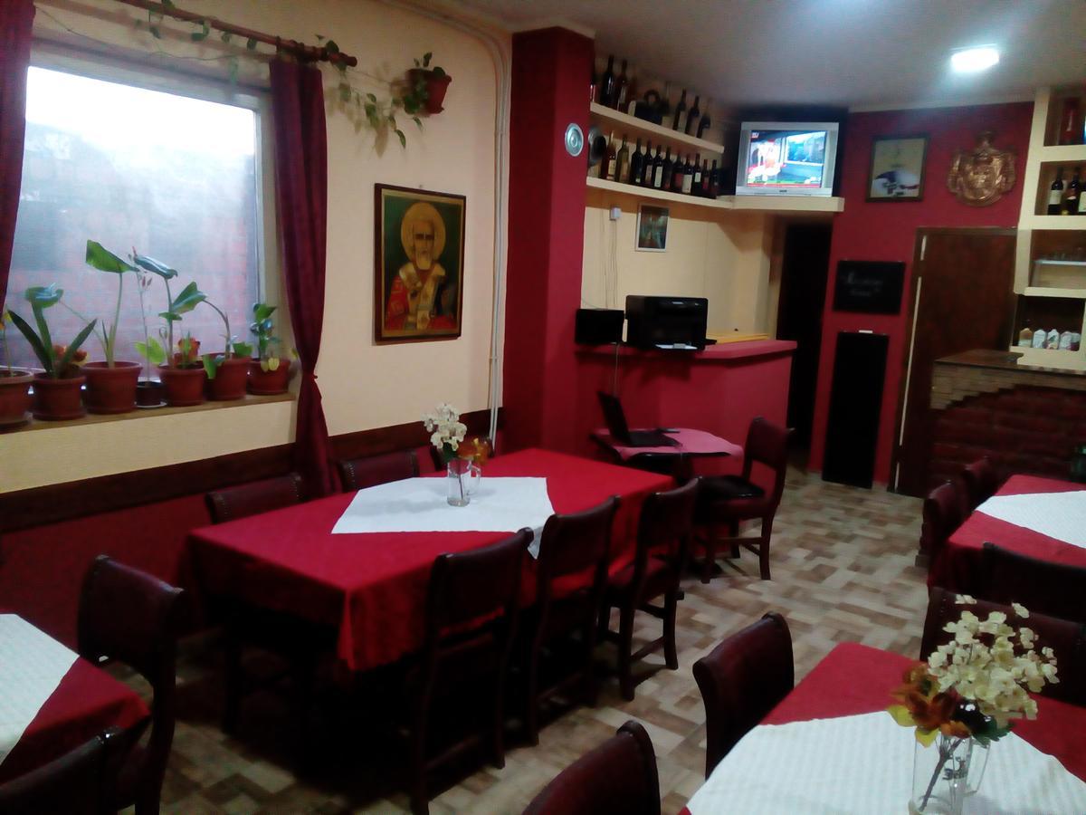 Guest house Mirijevski Konak Belgrado Buitenkant foto