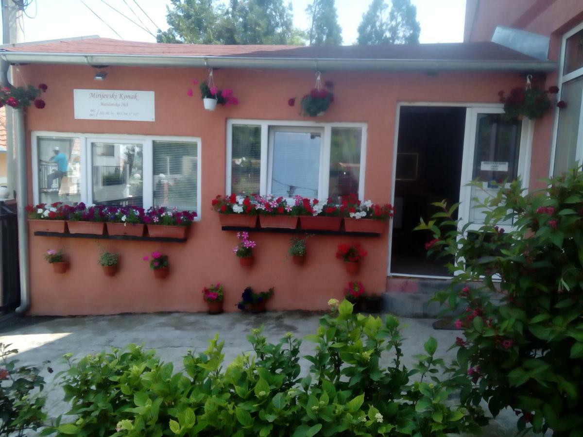 Guest house Mirijevski Konak Belgrado Buitenkant foto