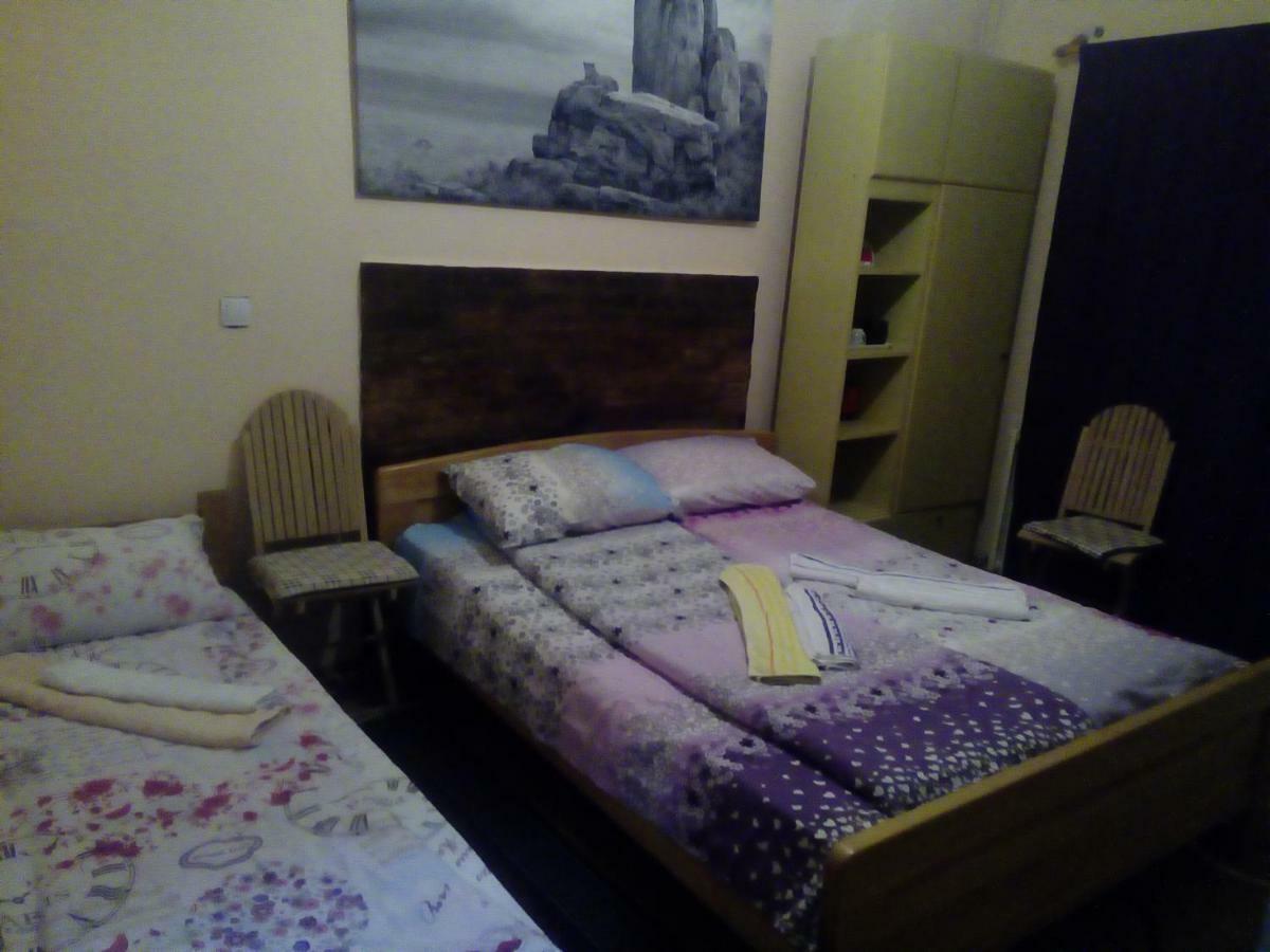 Guest house Mirijevski Konak Belgrado Buitenkant foto